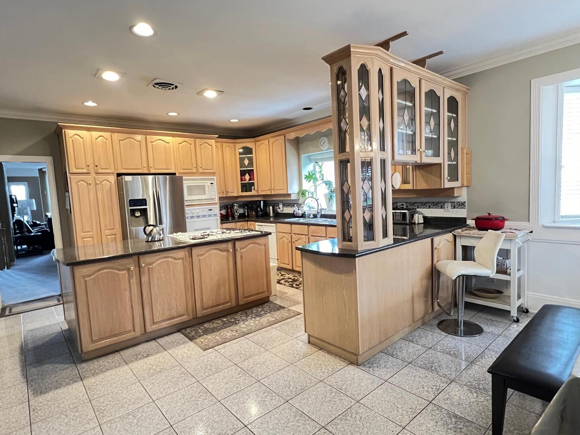 V.I.P. Club Apartment Surrey Bagian luar foto