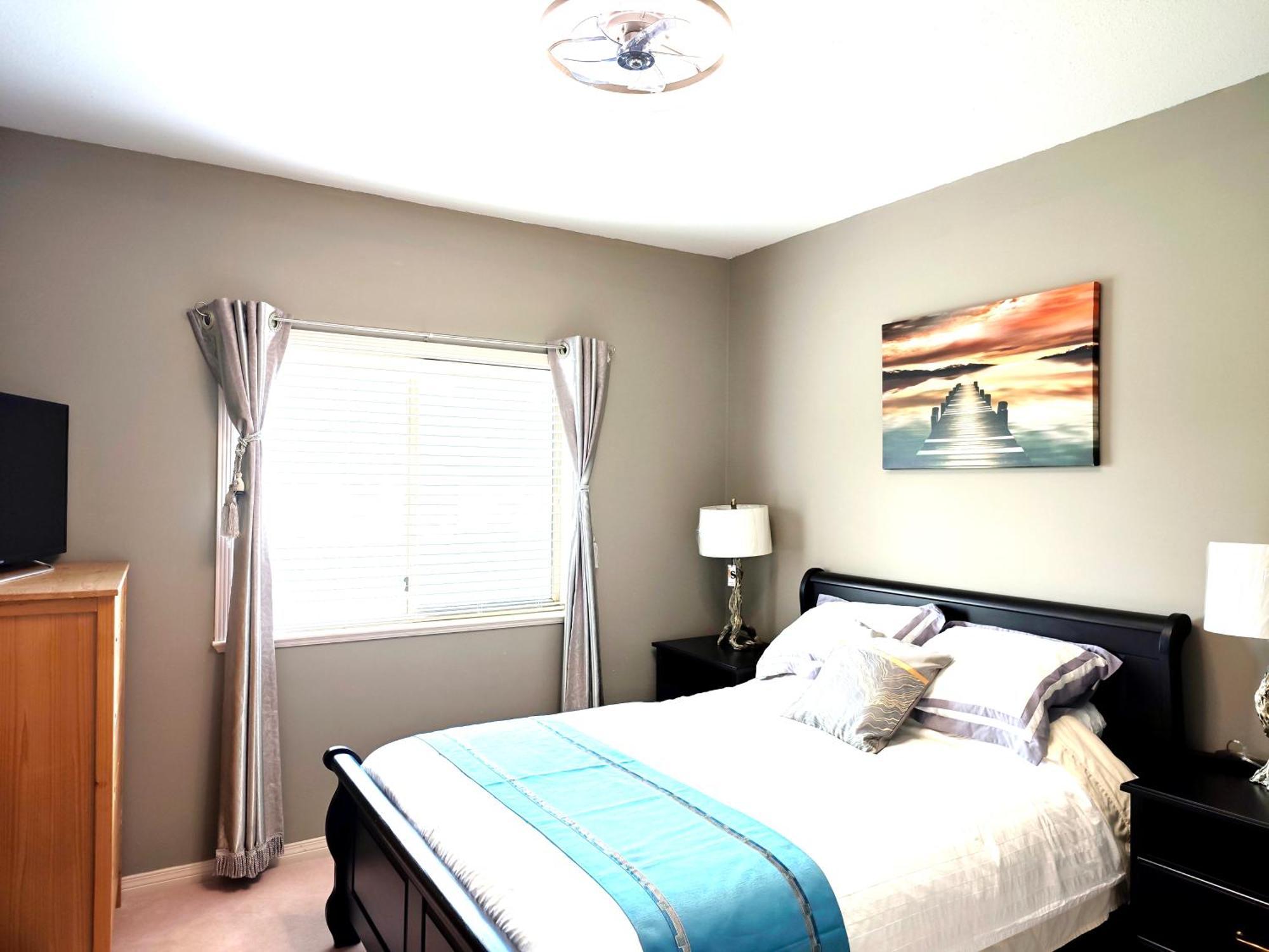 V.I.P. Club Apartment Surrey Bagian luar foto